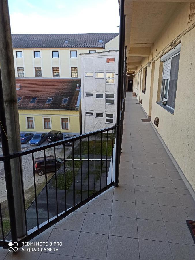 Centrum 2 Apartman Szolnok Extérieur photo